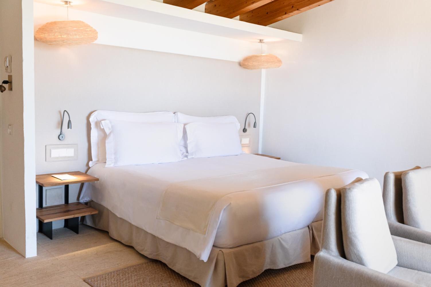 Torralbenc, A Small Luxury Hotel Of The World Cala En Porter  Exterior foto